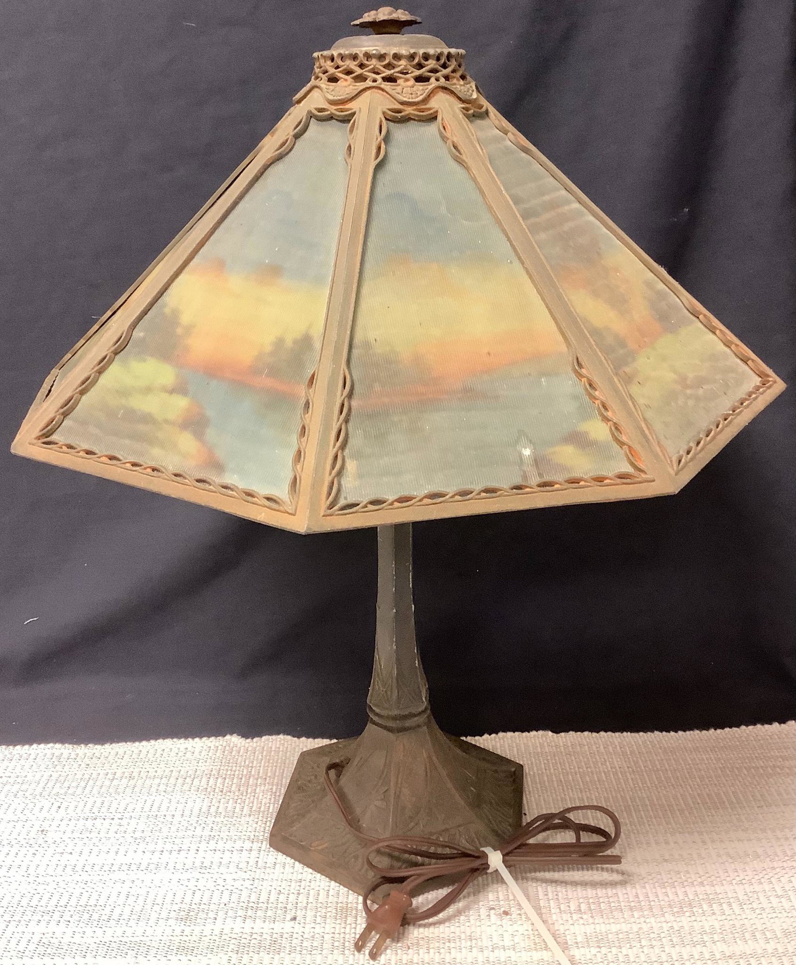 Bronze table lamp 22": Bronze table lamp 22"