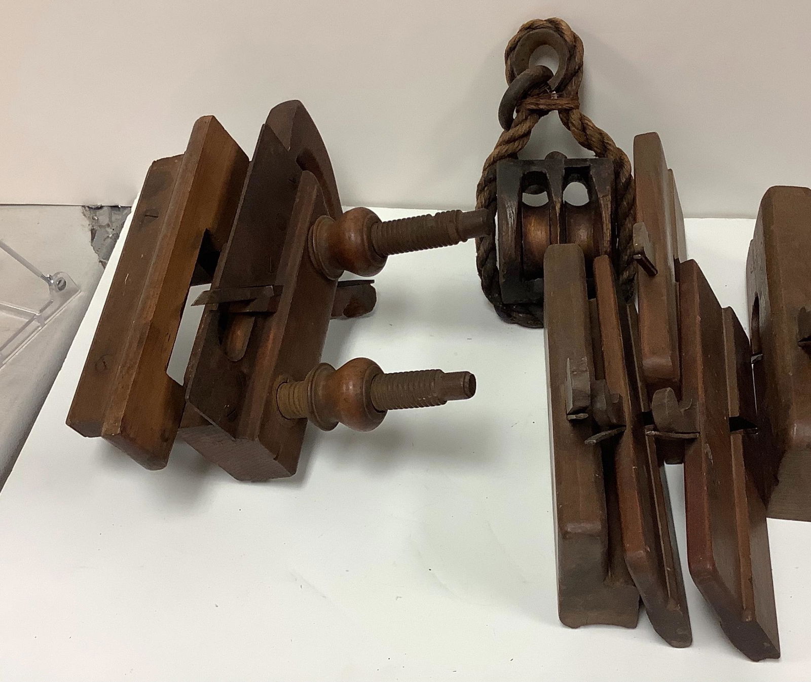 Lot with Box wood Plow Plane, (5) molding planes and a (1 of 1)