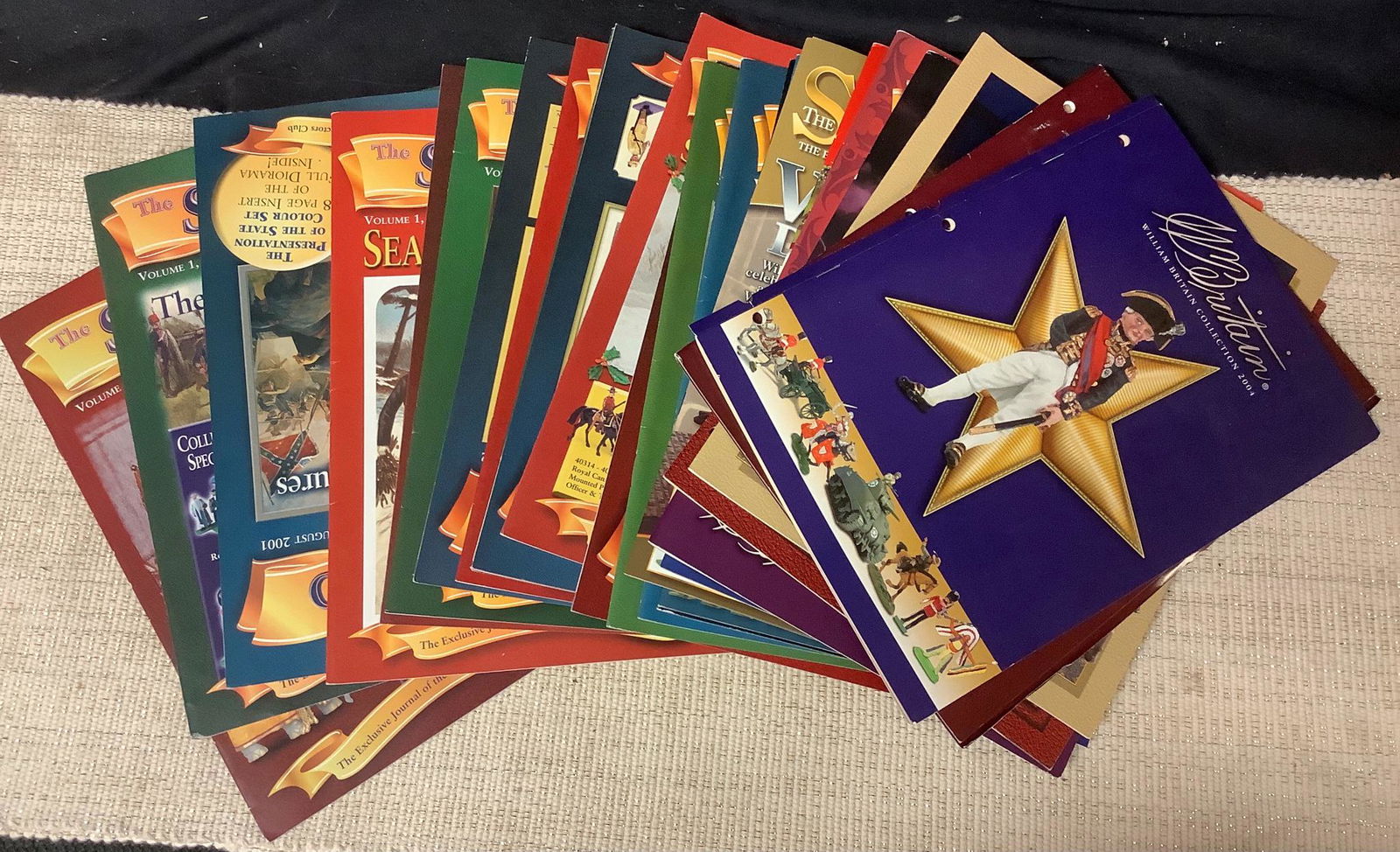 Lot of 25 Britain toy soldiers books. (1 of 1)