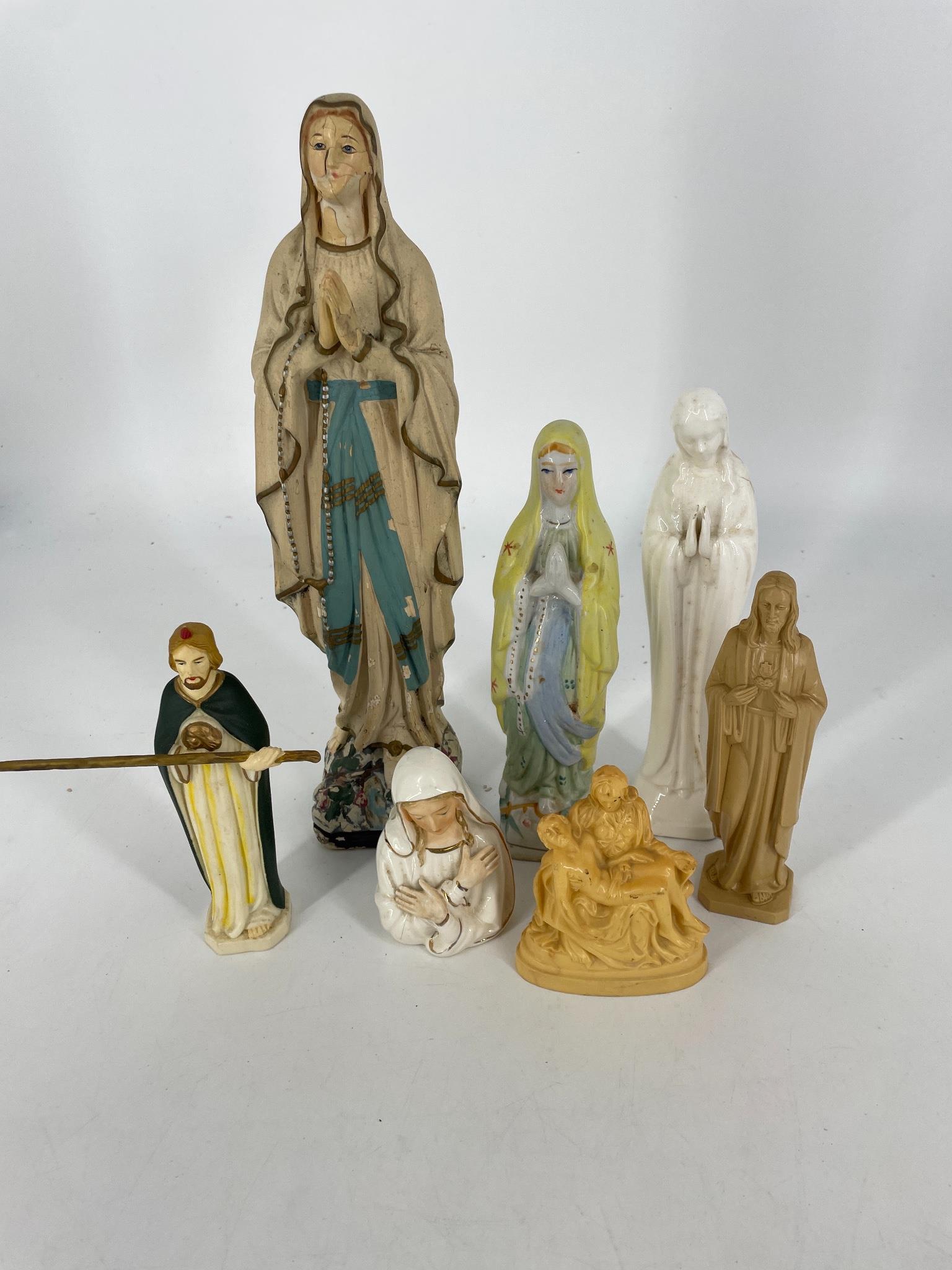 Lot of religious statues and figures (1 of 2)