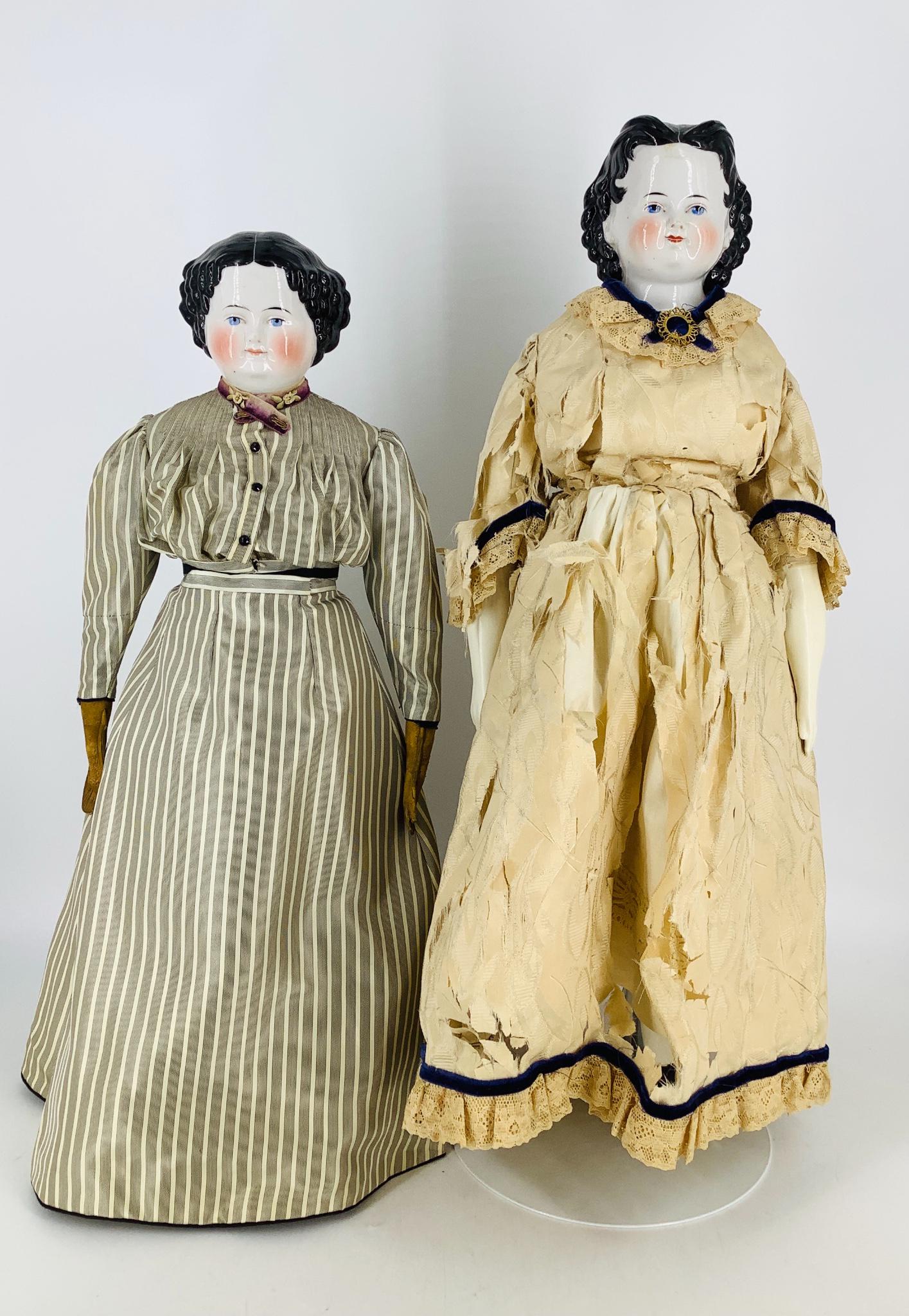 (2) China shoulder head ladies. Includes 22" Flattop (1 of 5)