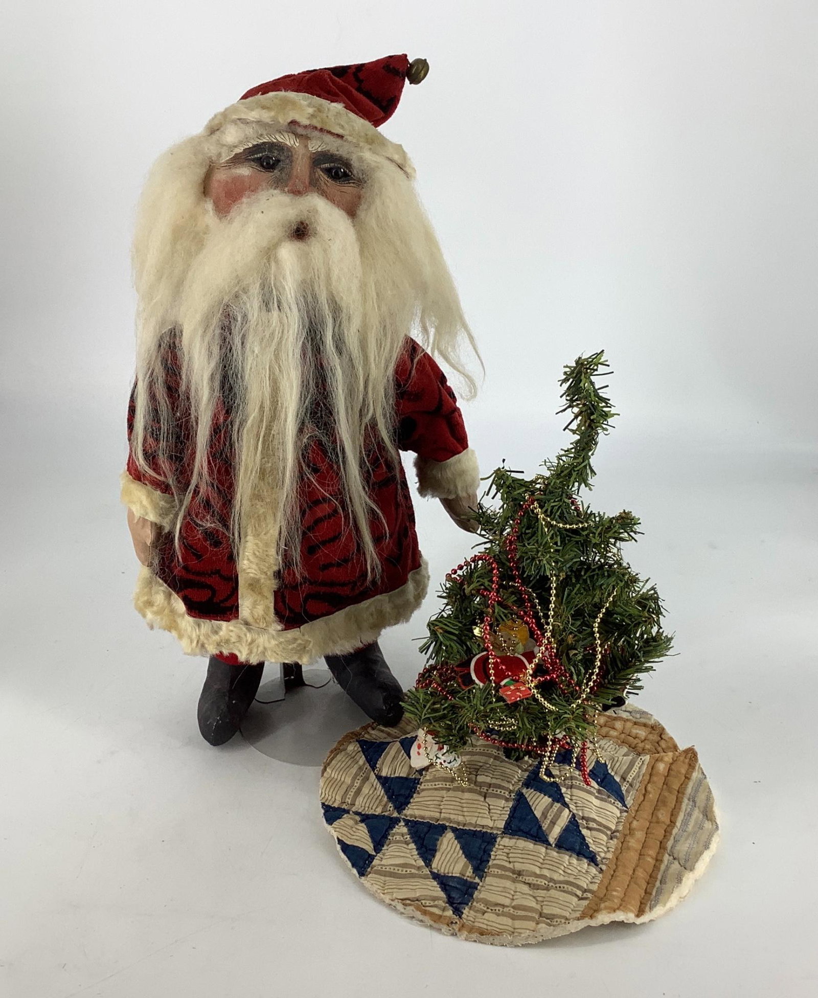 Artisan made primitive style Santa with tree & quilted (1 of 1)