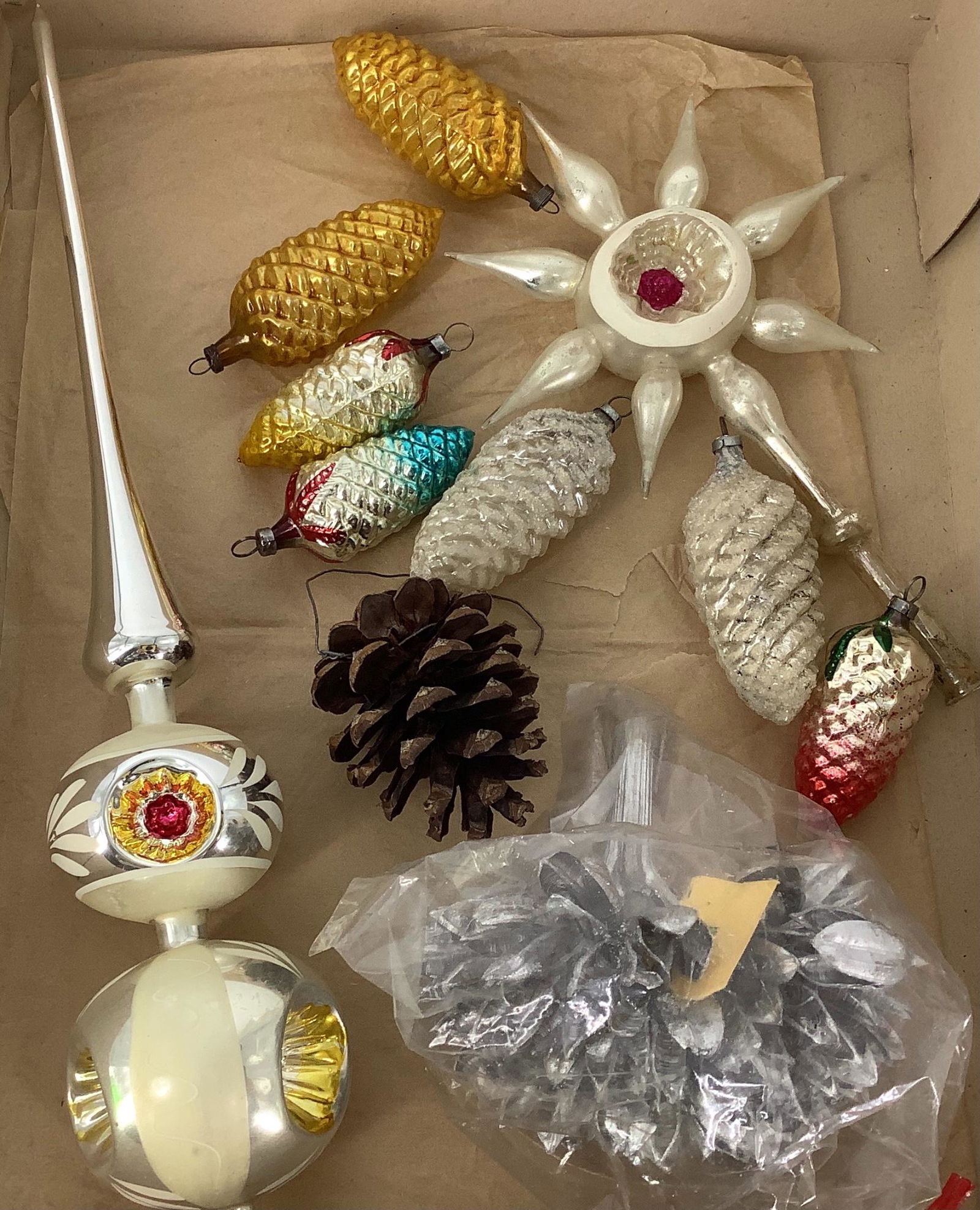 Vintage blown glass Christmas Tree Ornaments (1 of 1)