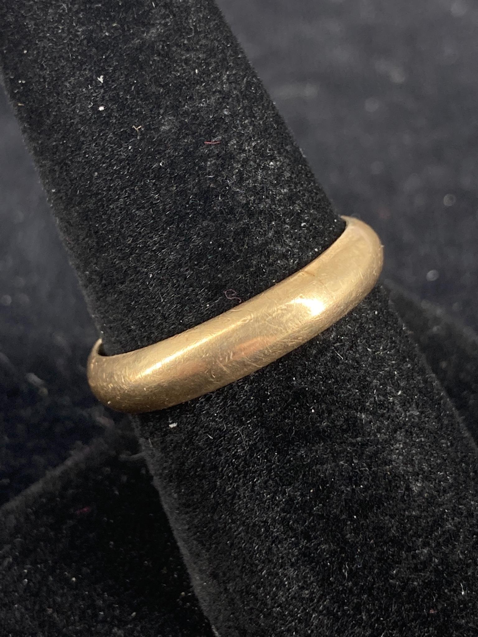 14kt Yellow Gold Straight Shank Ring (1 of 2)