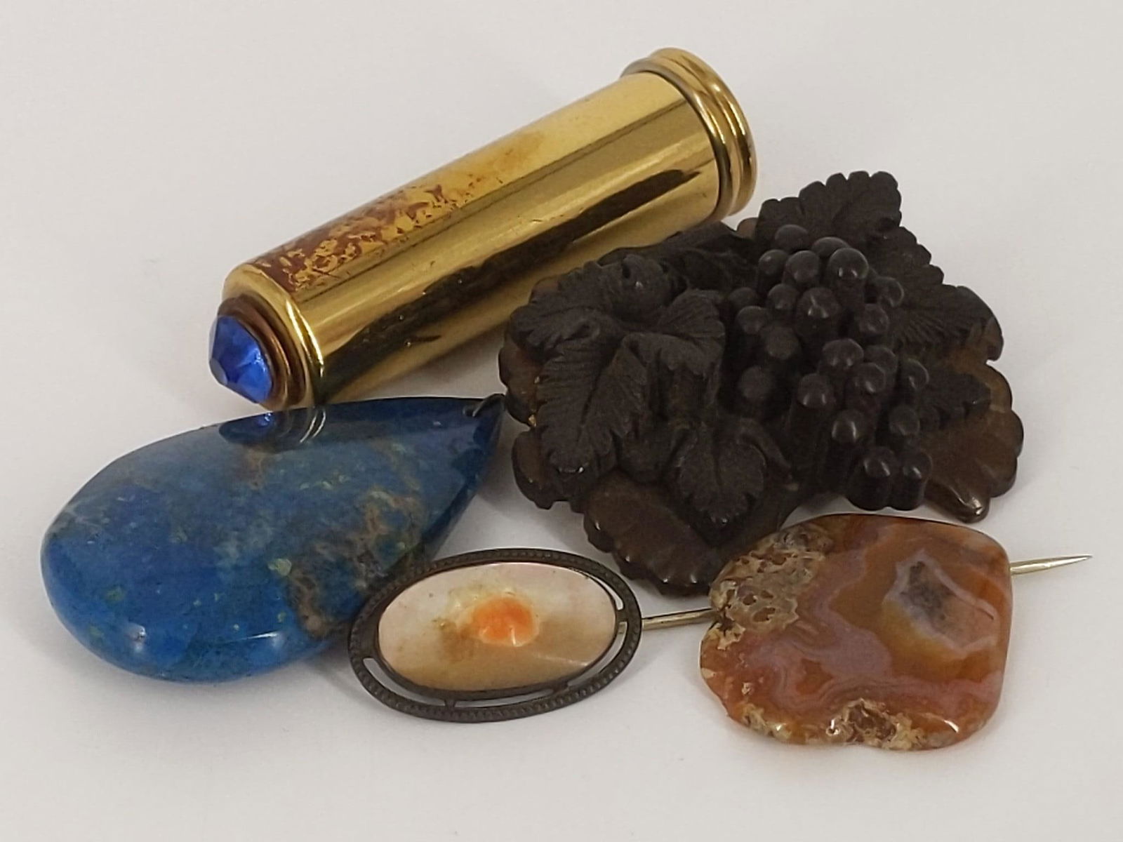 Varied Accessories (1 of 9)