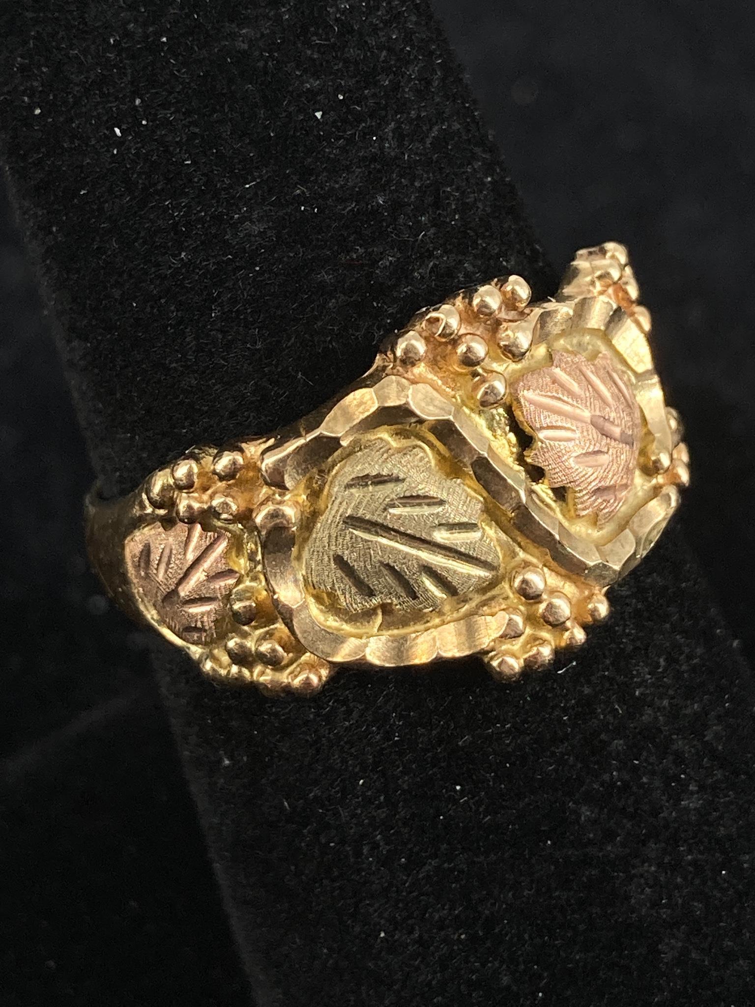 10kt Gold Ring (1 of 2)