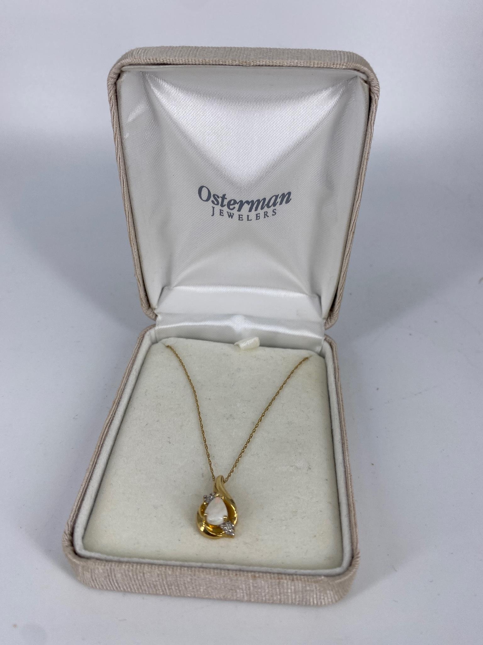 Gold Necklace with Opal and Diamonds Pendant (1 of 3)