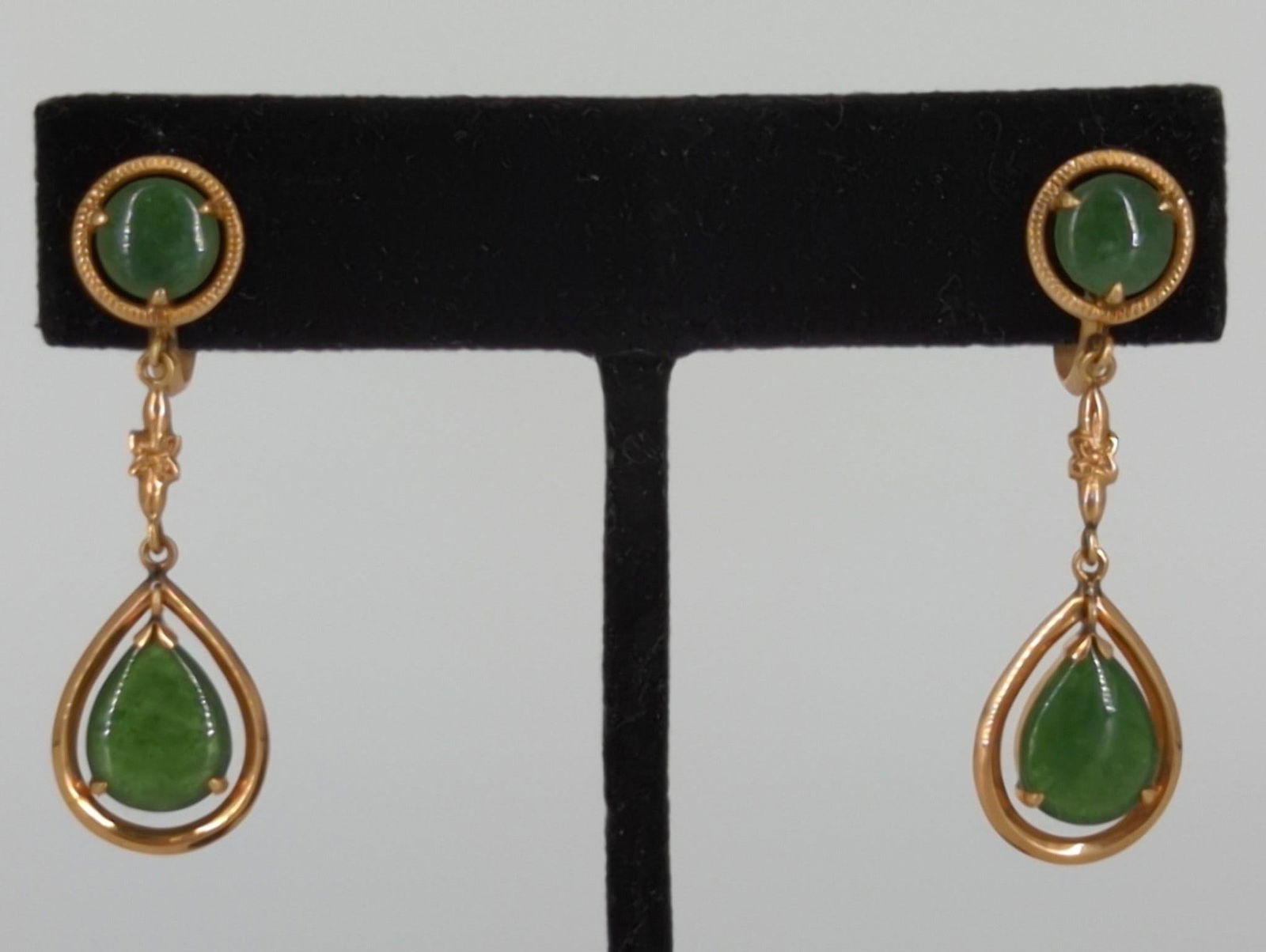 14kt Gold and Jade Dangle Earrings (1 of 3)