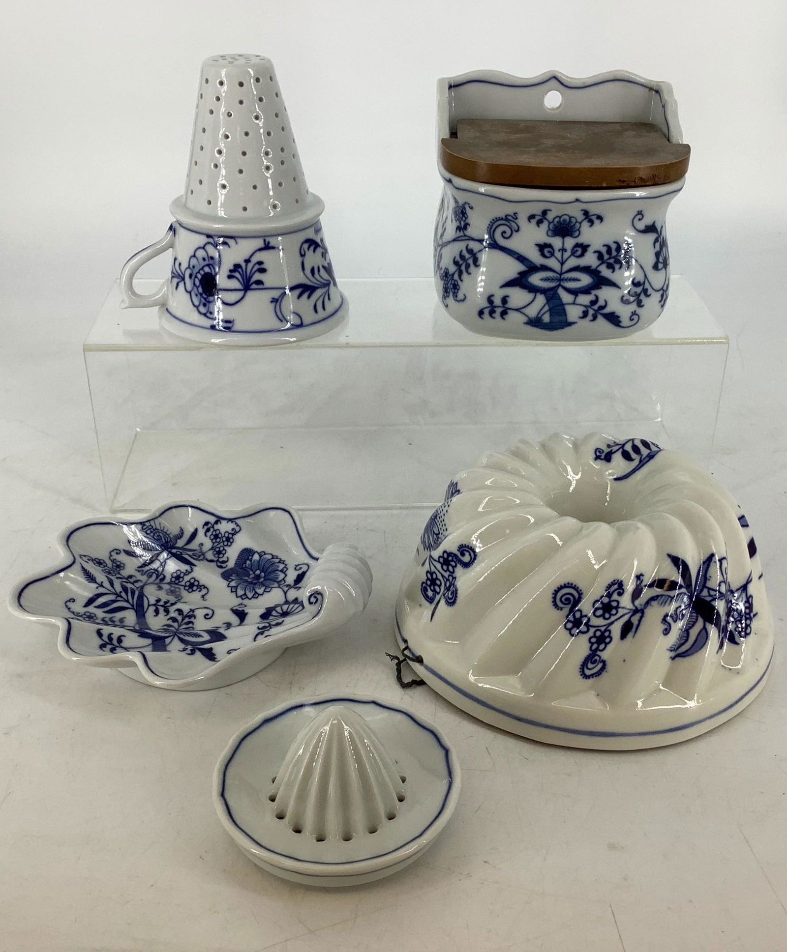 Lot of 5 blue & white china pieces, some marked Blue (1 of 2)
