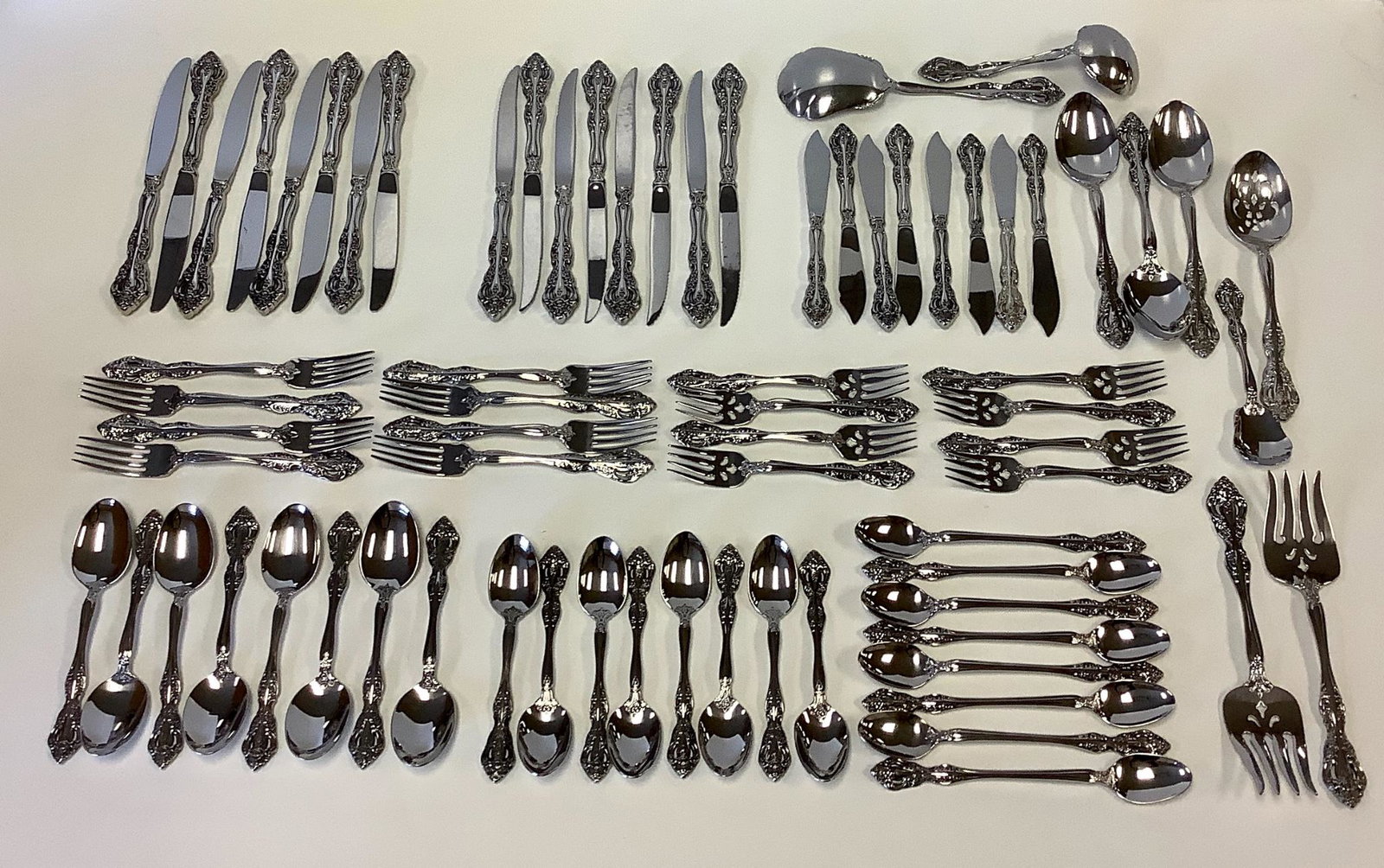 Oneida Michelangelo stainless flatware pieces (1 of 1)