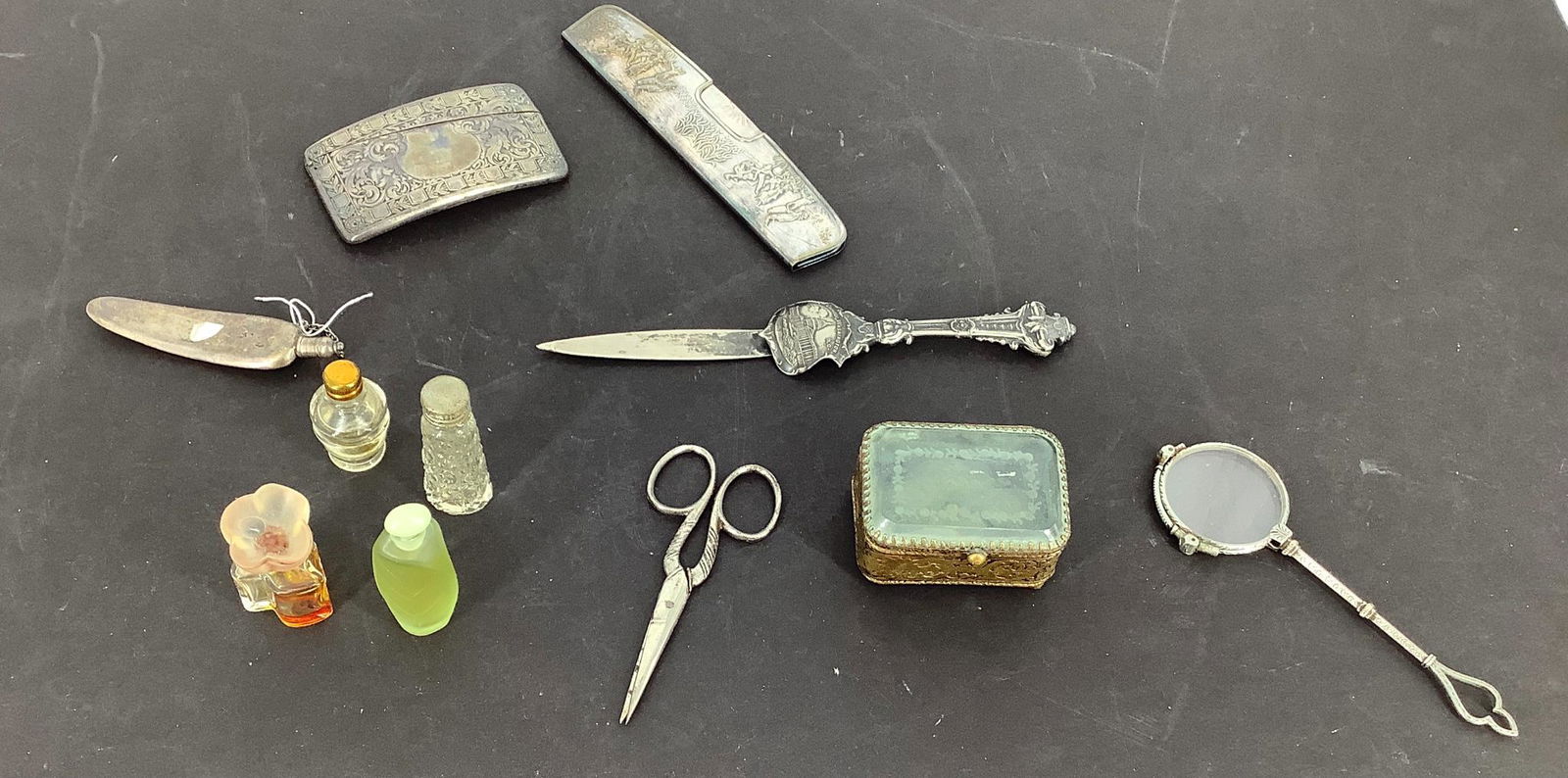 Lot of silver plated items, Comb, business card holder (1 of 1)