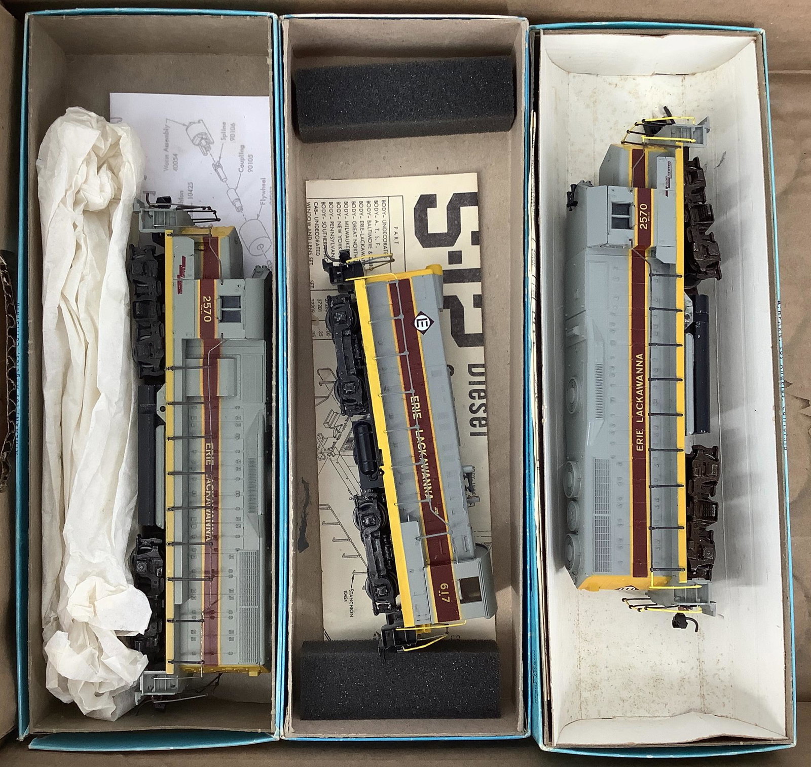 Three Lackawanna Athern diesels.: Three Lackawanna Athern diesels.