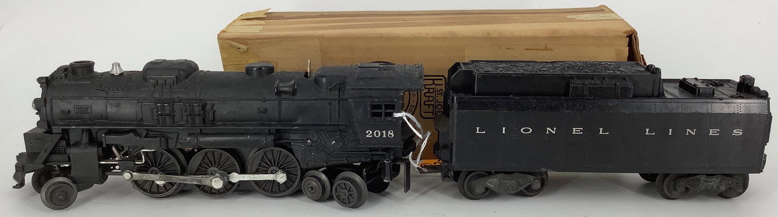 Lot of 2 Lionel post war #2108 steam engine 6026W (1 of 1)