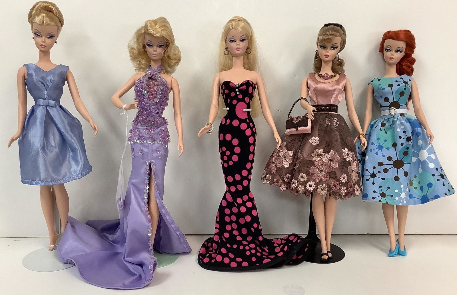 Lot of 5 Silkstone Barbie's.: Lot of 5 Silkstone Barbie's.