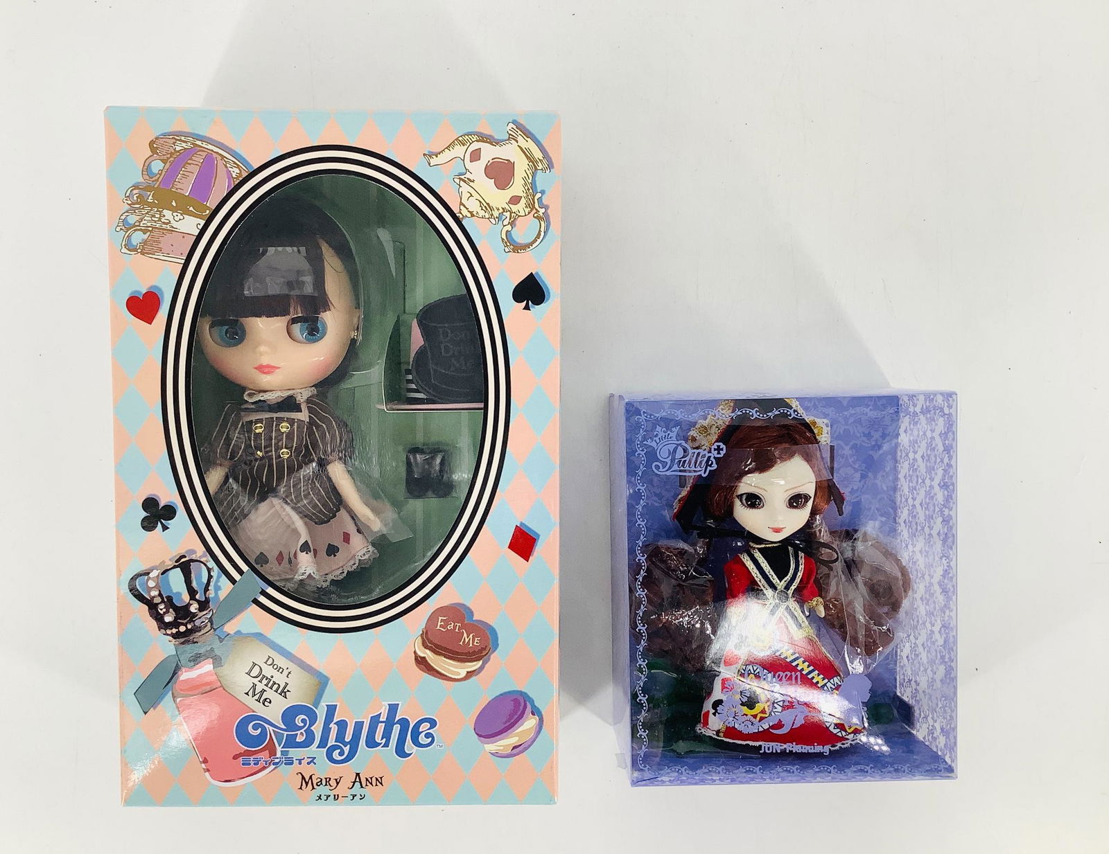(2) hard plastic dolls in original boxes. Includes 4 (1 of 2)