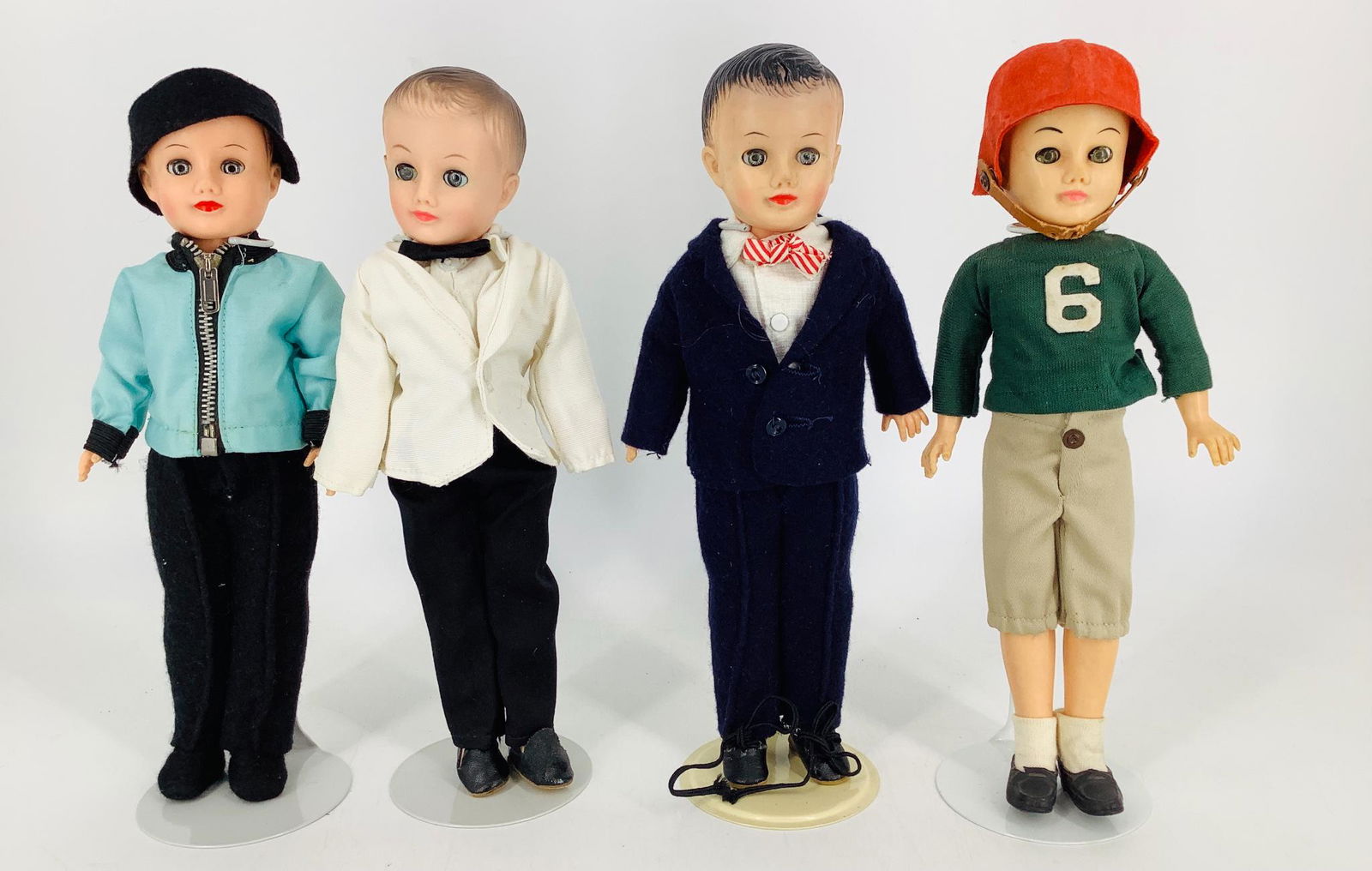 Lot (4) Vogue "Jeff" dolls. 10" vinyl dressed in (1 of 4)