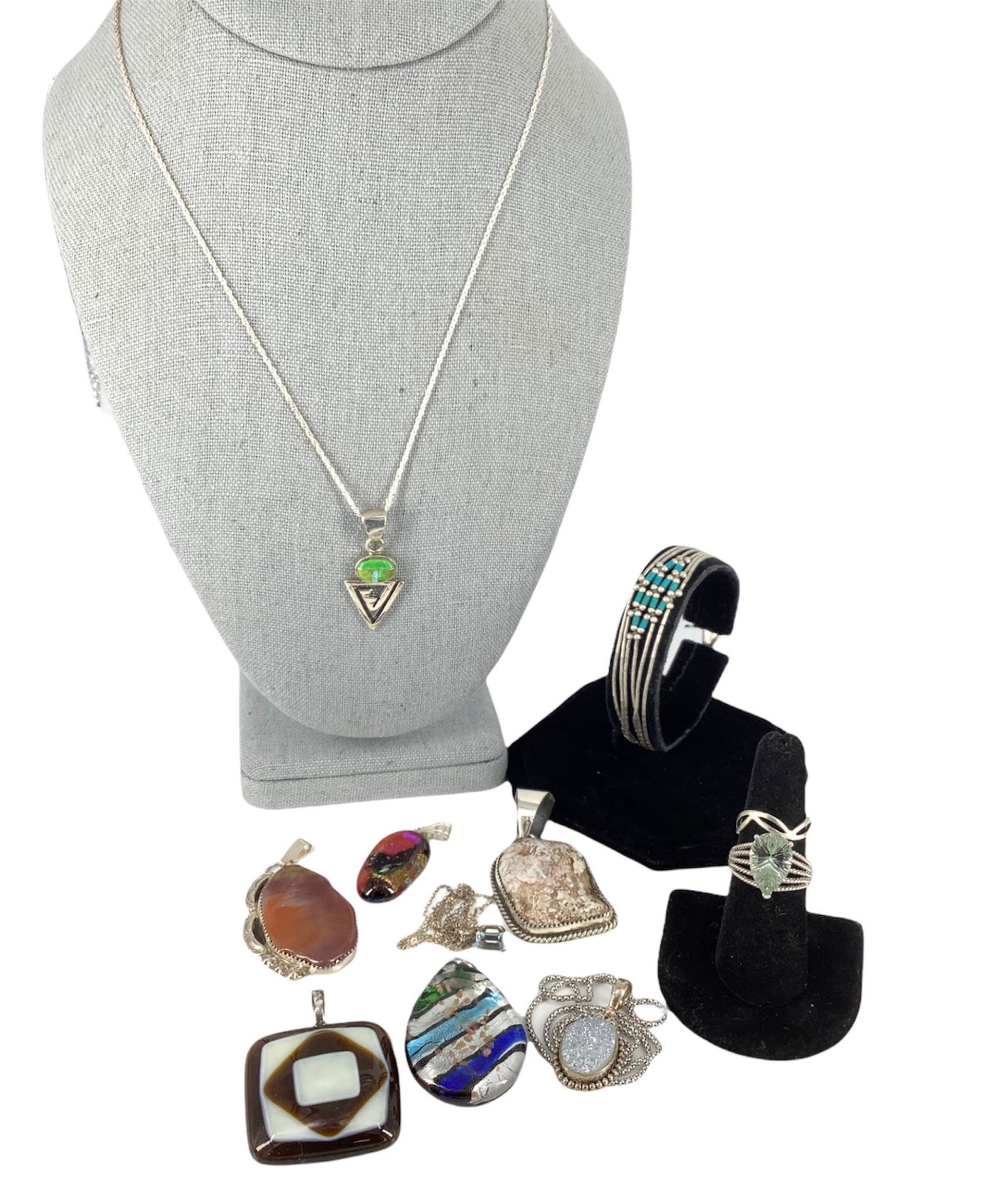 Jewelry & Accessories (1 of 3)