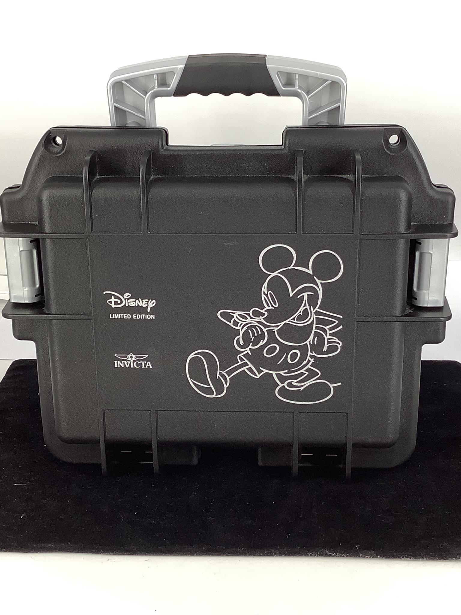 Black Invicta Watch Box (1 of 2)