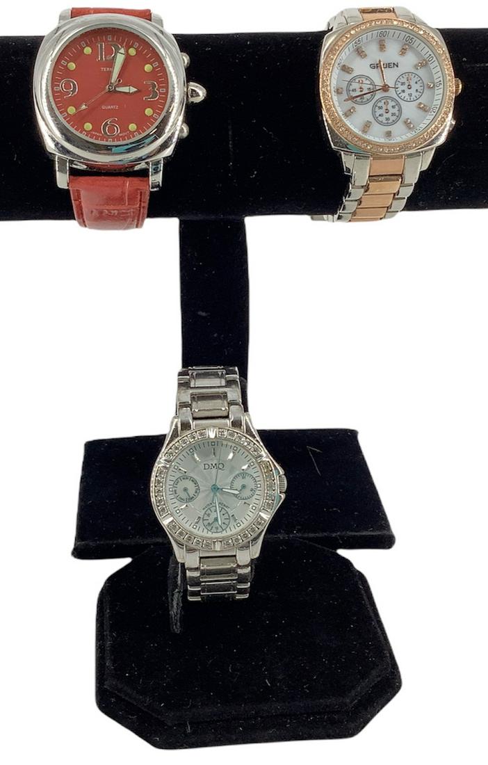 Box Lot Of Wrist Watches (1 of 3)