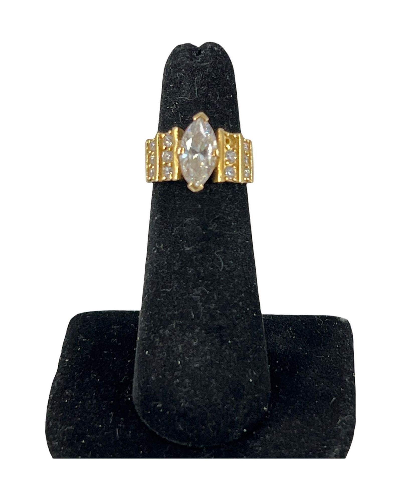 10kt Yellow Gold & CZ Stone Ring (1 of 3)