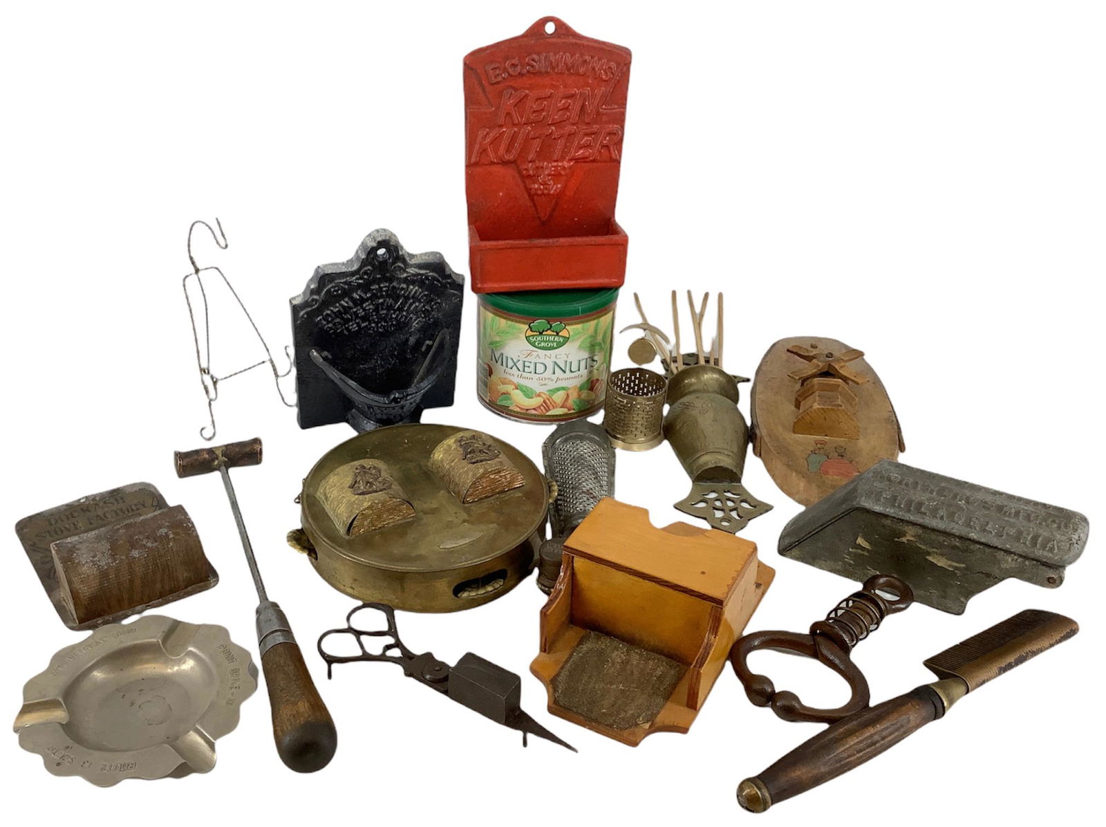 Lot of miscellaneous items including 4 match holders, (1 of 1)