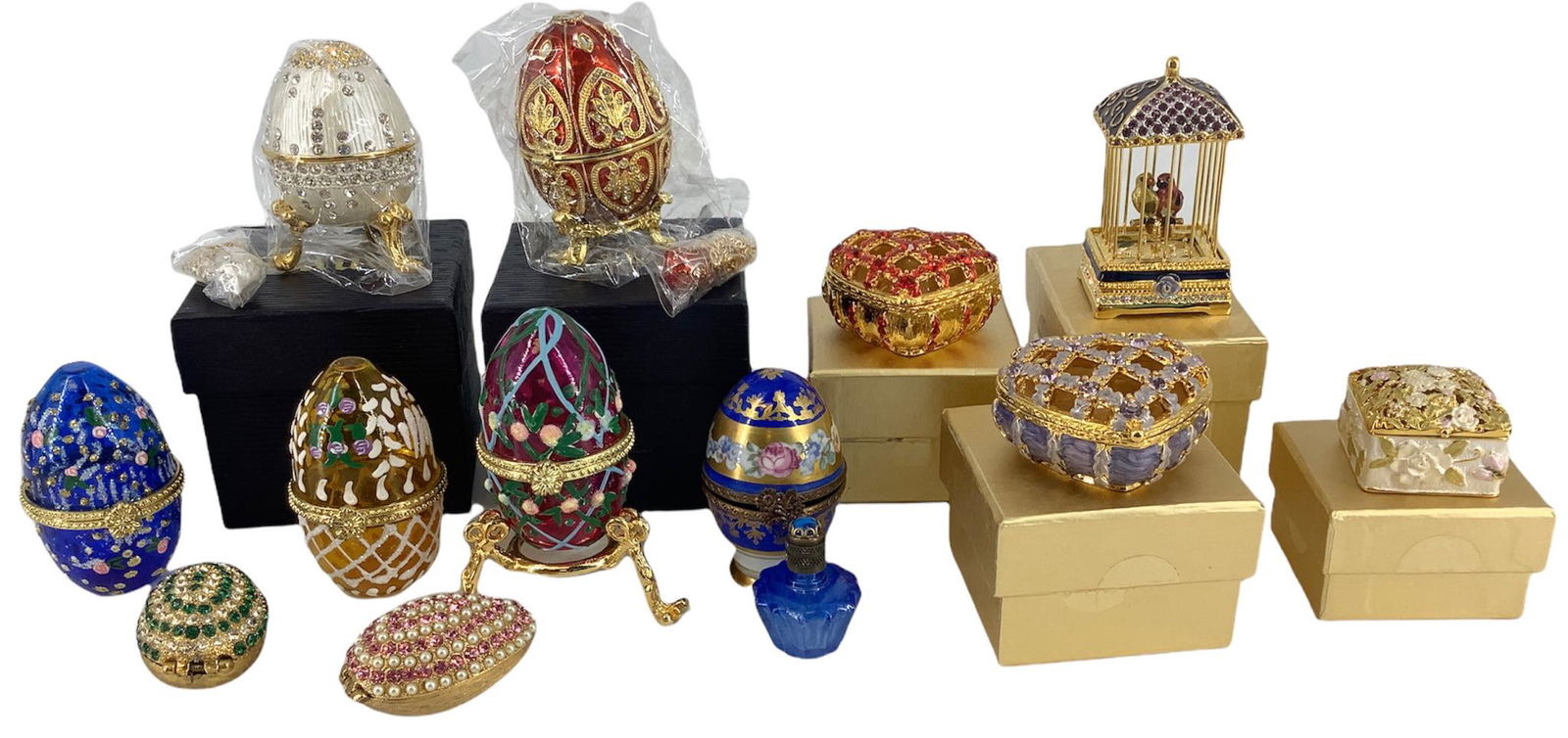 Lot of 12 trinket boxes. 2 Stauer w/ necklaces, (1 of 1)