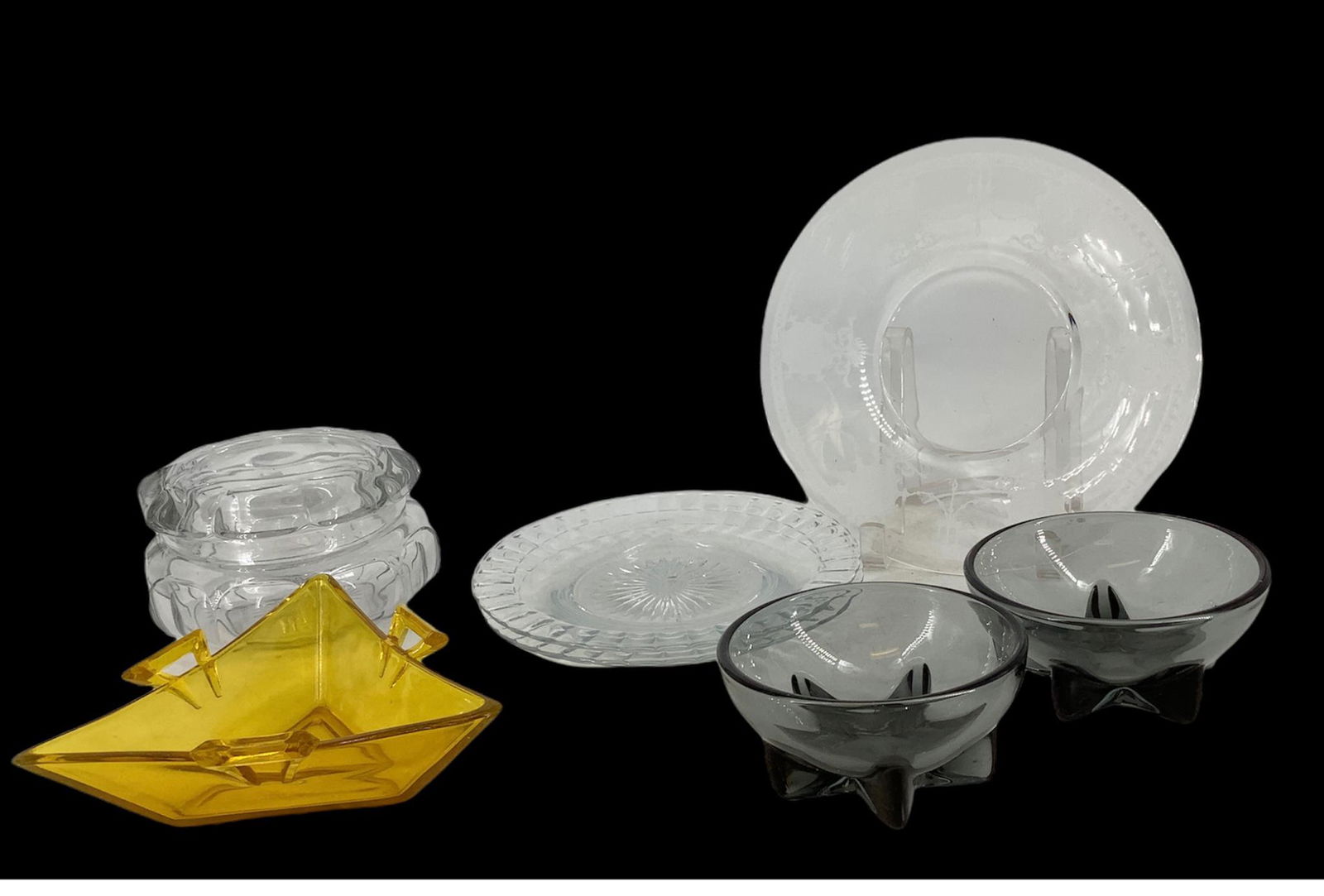 Lot of Heisey Glass ,Sahara yellow Triangle candy dish, (1 of 2)