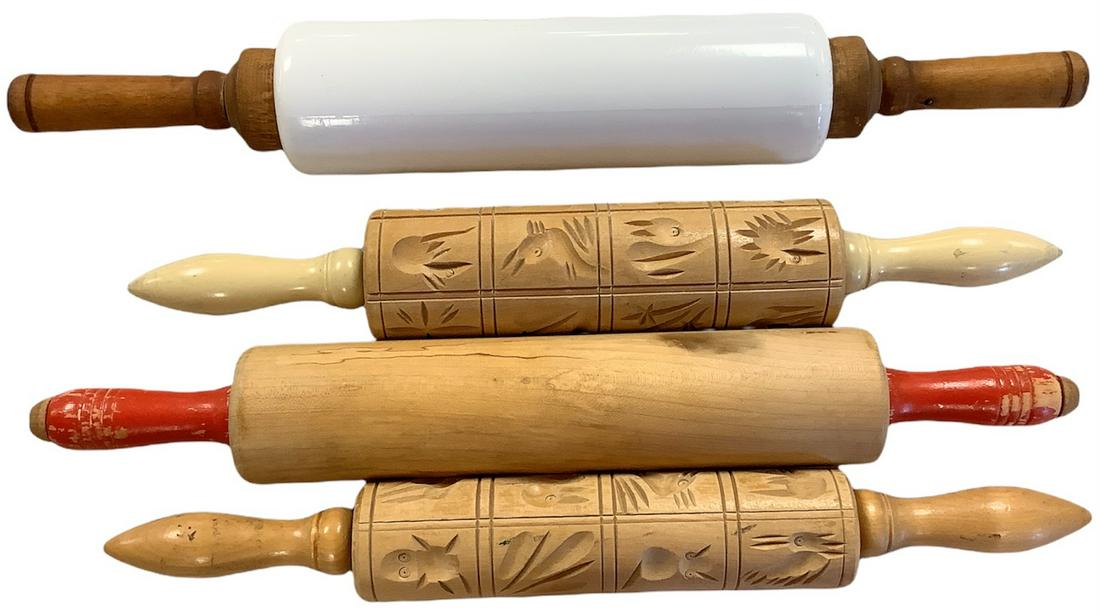 Milk glass rolling pin with wooden handles, made by (1 of 1)