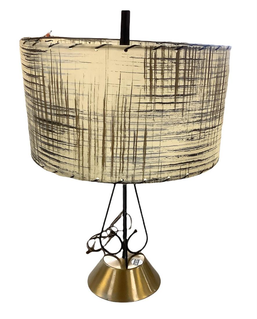 23" Mid century table lamp with fiberglass shade.: 23" Mid century table lamp with fiberglass shade.