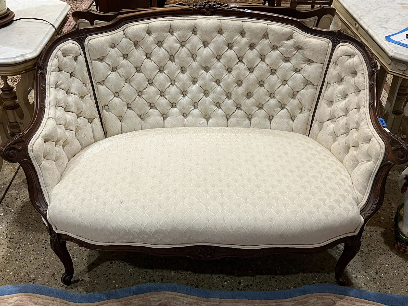 Pr Victorian settees with white upholstery: Pr Victorian settees with white upholstery