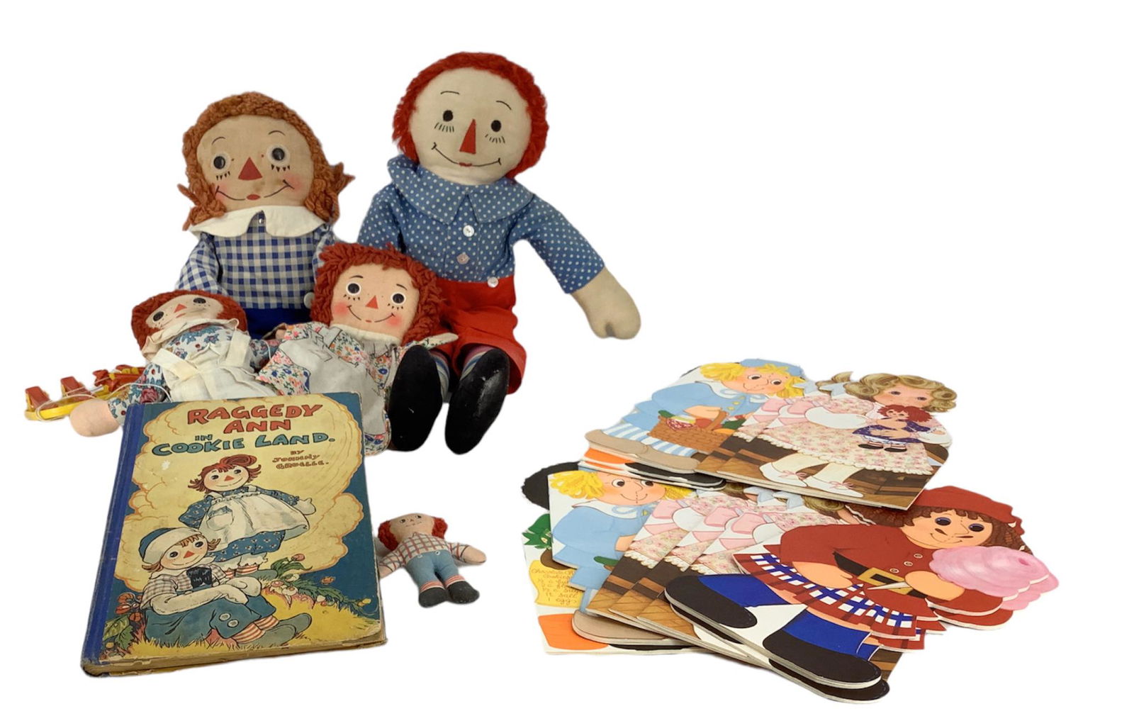 Raggedy Ann and Andy dolls also hand puppet and a (1 of 1)