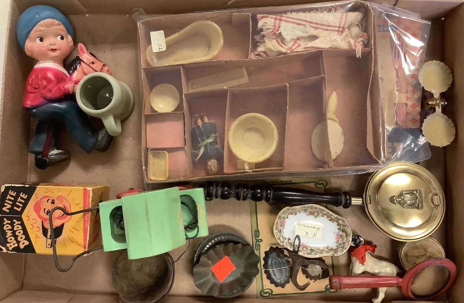 Lot of doll and doll house items. Howdy Doody night (1 of 1)