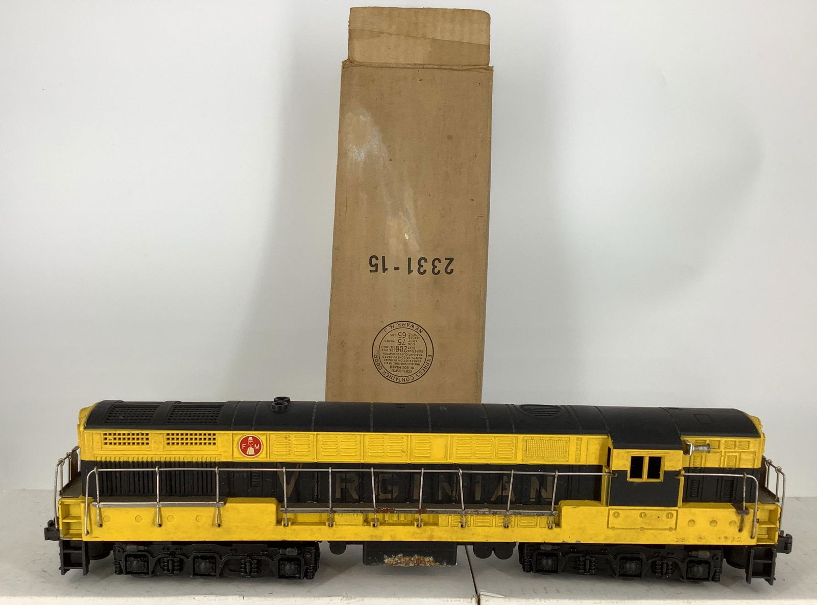Lionel postwar O gauge 2331 Virginian FM train master (1 of 1)