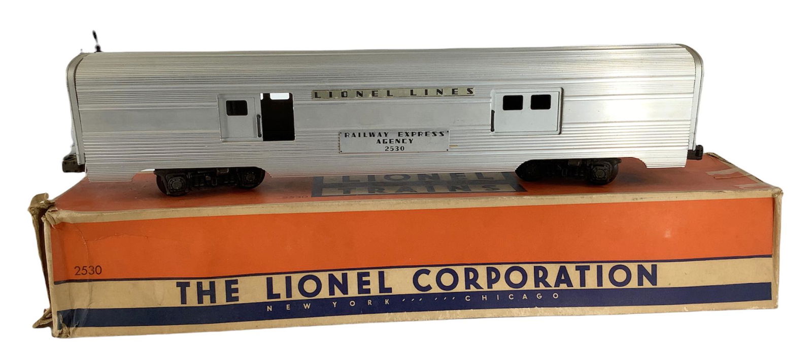 Lionel postwar O Gauge 2530 REA baggage car with small (1 of 1)