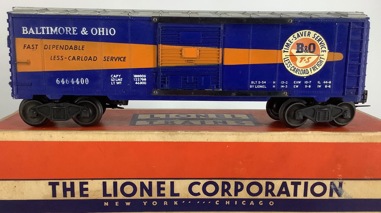 Lionel postwar 6464-400 B&O timesaver box car, with (1 of 1)