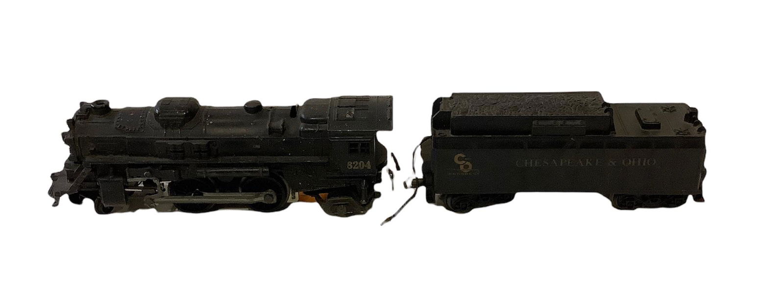 Lionel modern era O gauge 8204 engine with C&O tender. (1 of 1)