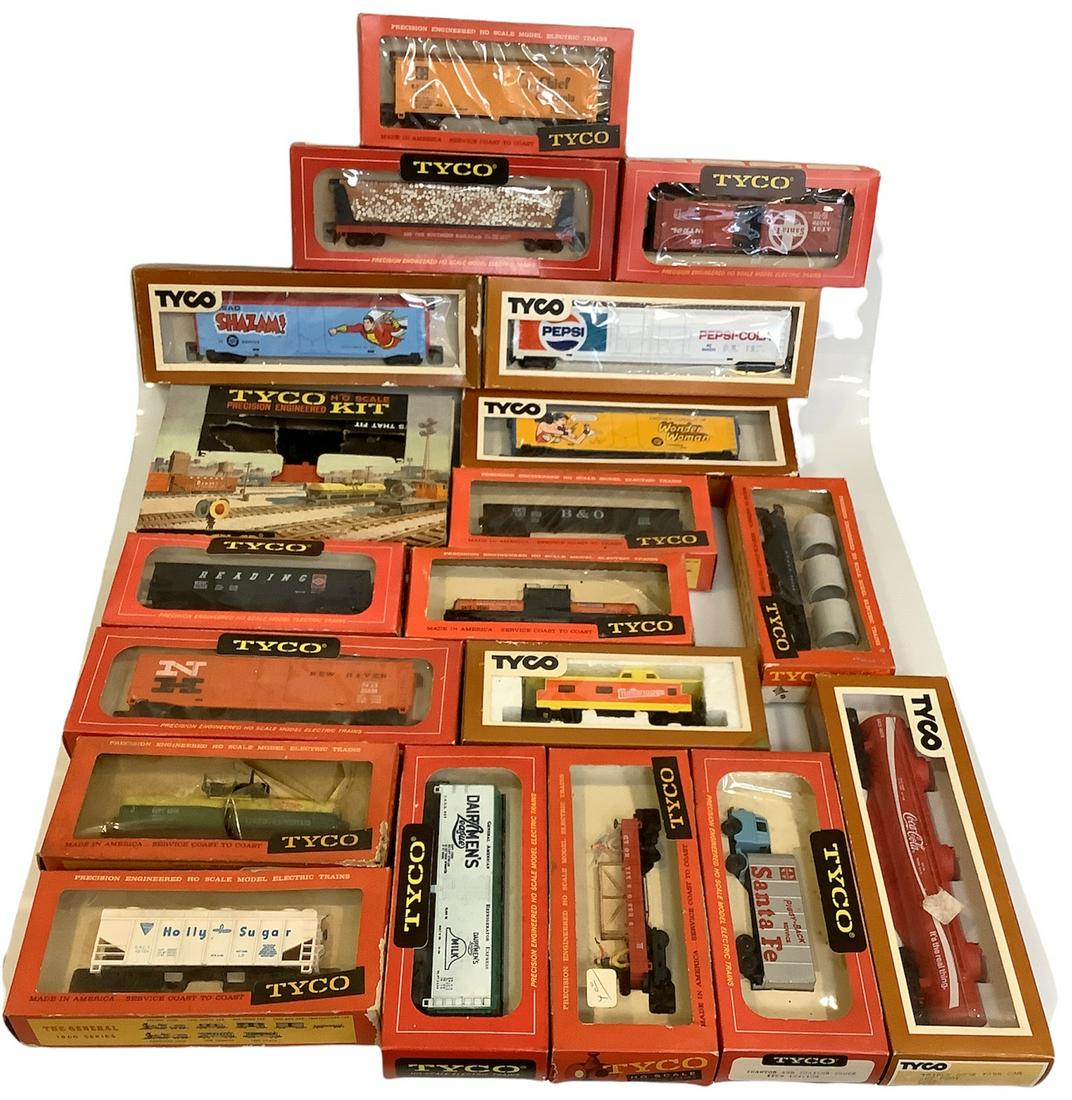 Lot of HO tyco trains in original boxes (1 of 4)