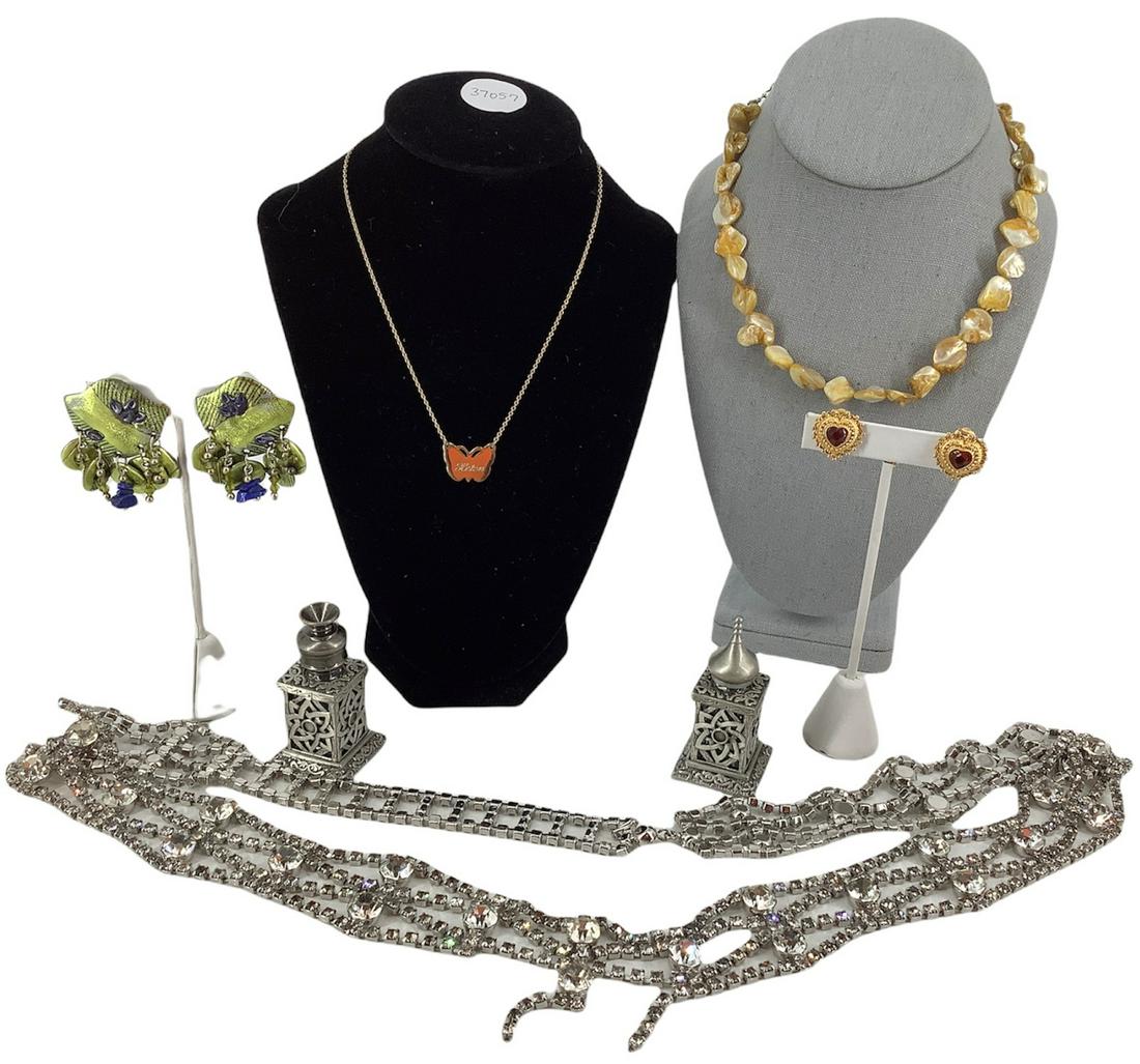 Box Lot Of Vintage To Modern Accessories (1 of 7)