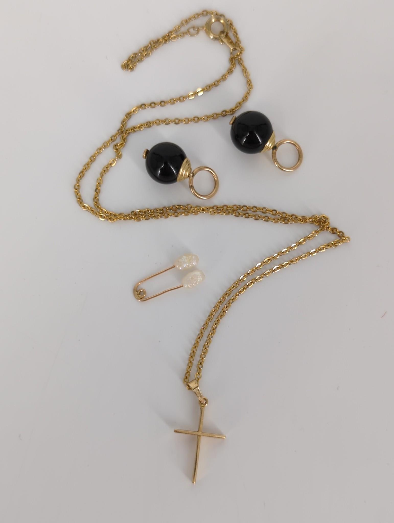 Gold Scrap & Accessories (1 of 3)