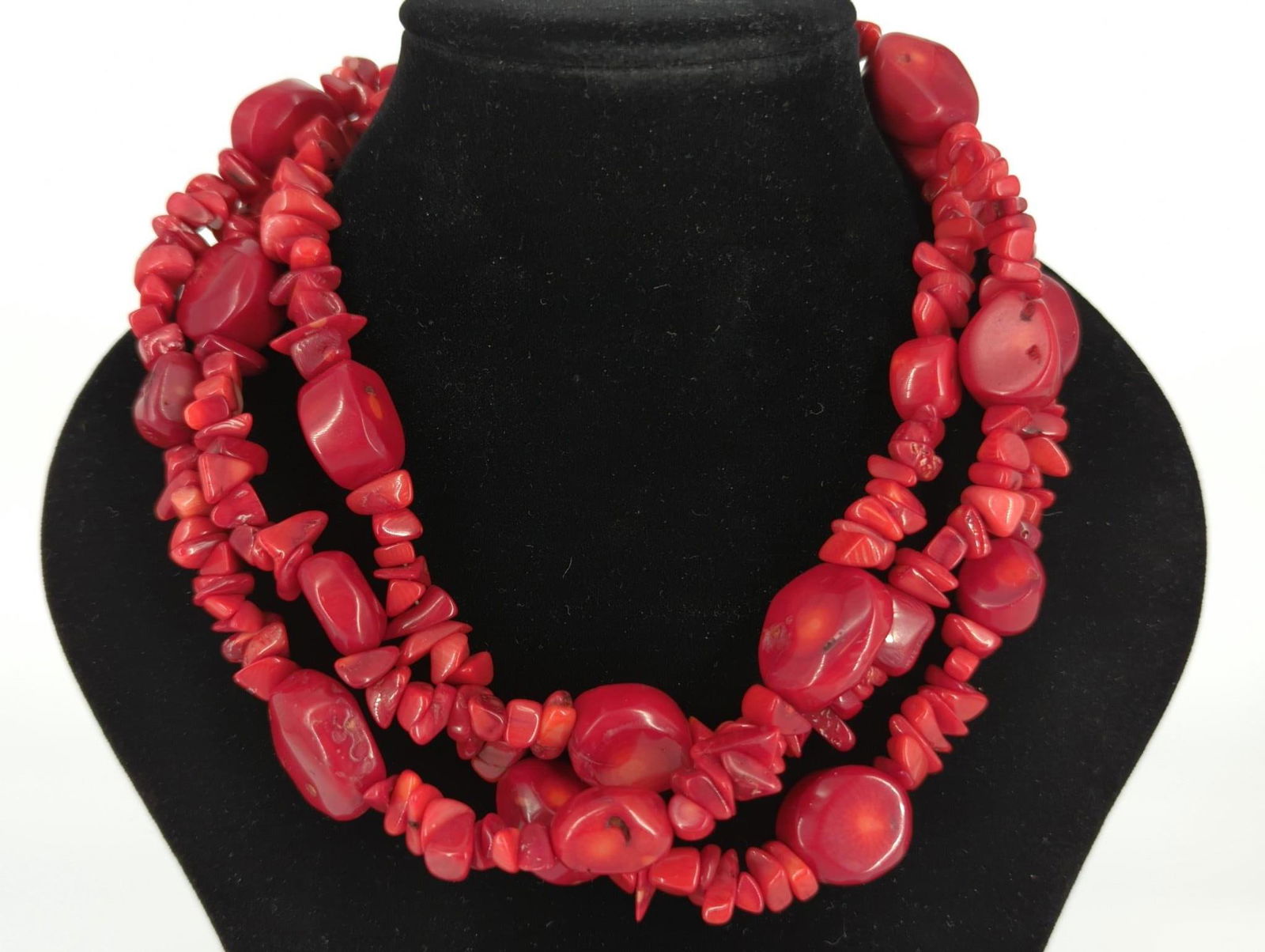Red Coral Necklace (1 of 4)