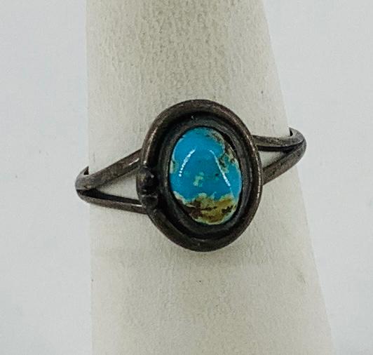 Sterling and Turquoise Ring (1 of 4)