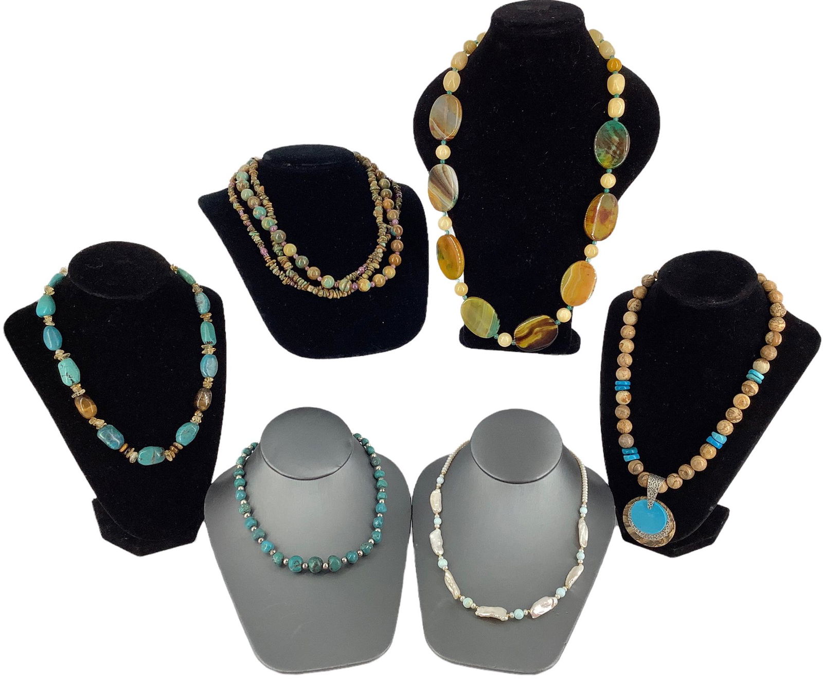 Semi-Precious Stone & Mixed Materials Fashion Necklaces (1 of 5)