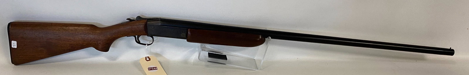 Winchester Model 37 .16 Gauge Single Shot Shotgun SN: None, By bidding on this lot buyer accepts: Winchester Model 37 .16 Gauge Single Shot Shotgun SN: None By bidding on this lot buyer accepts responsibility of knowledge of State and Federal laws for their states requirements to purchase firearms