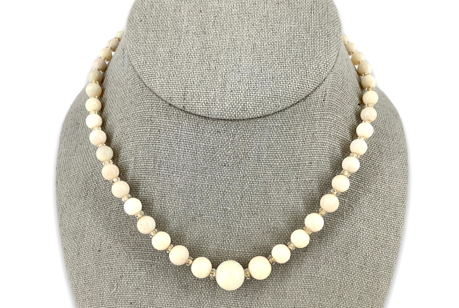 Opal Bead Necklace With A 14kt Yellow Gold Clasp (1 of 4)