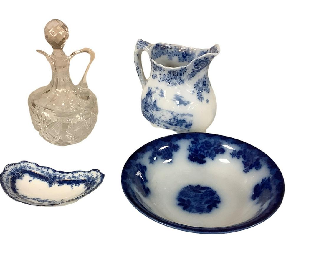 Vintage Warwick pitcher with no chips or cracks. Flow blue jewelry dish, Flow blue vegetable serving (1 of 1)