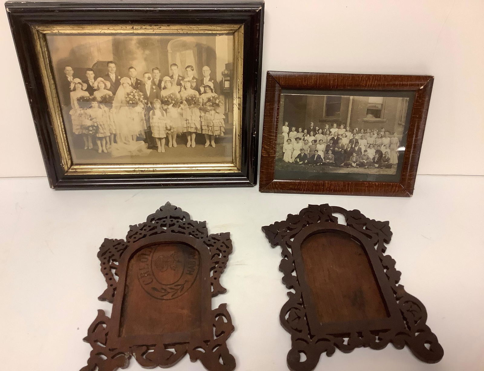 Lot of 4 vintage pictures frames. Two with pictures. (1 of 1)