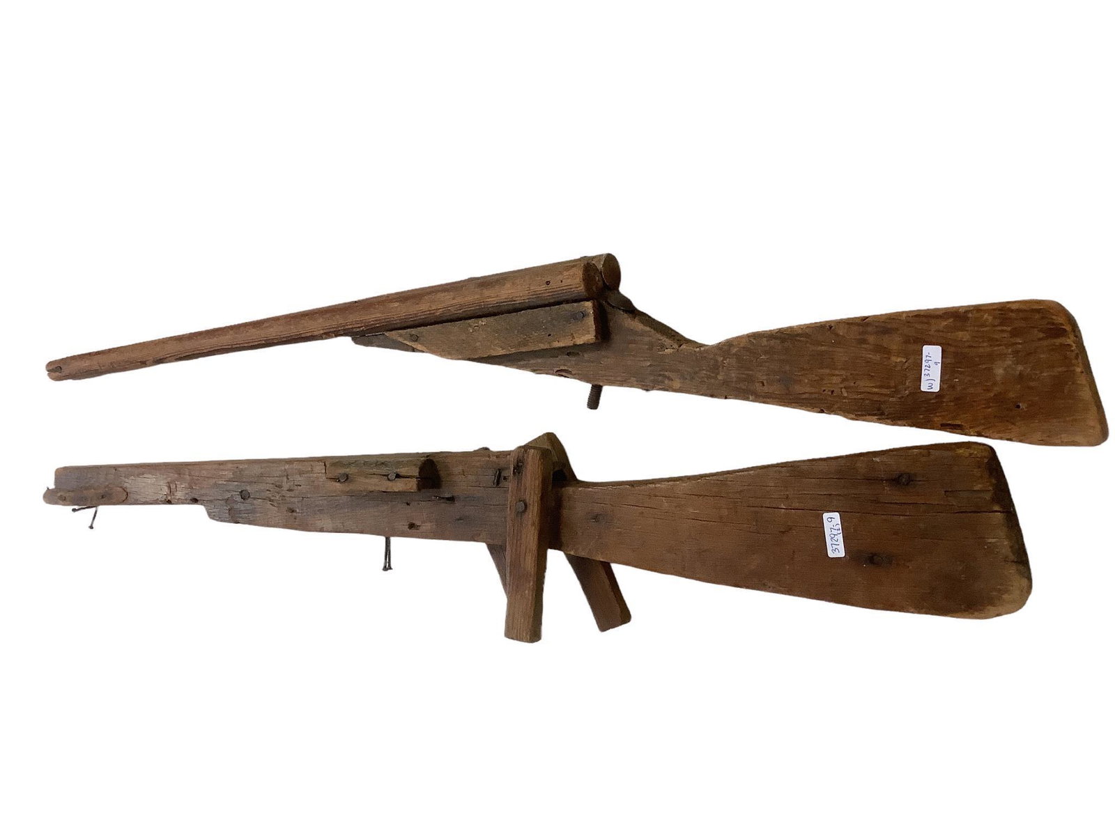 2 toy wooden guns: 2 toy wooden guns
