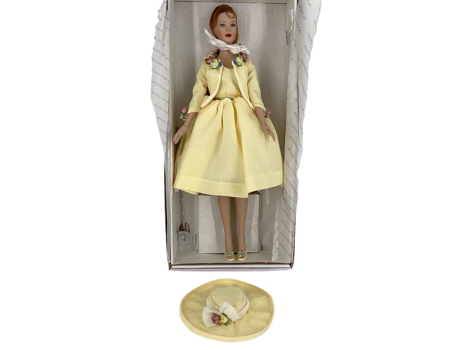 Robert Tonner Tyler Wentworth red hair 16â€ doll "Sydney" originally dress in "Precious Metal": Robert Tonner Tyler Wentworth red hair 16” doll "Sydney" originally dress in "Precious Metal" Sequin Dress. She has been redressed in "Eve" fashion, yellow cotton/polyester dress with organdy an