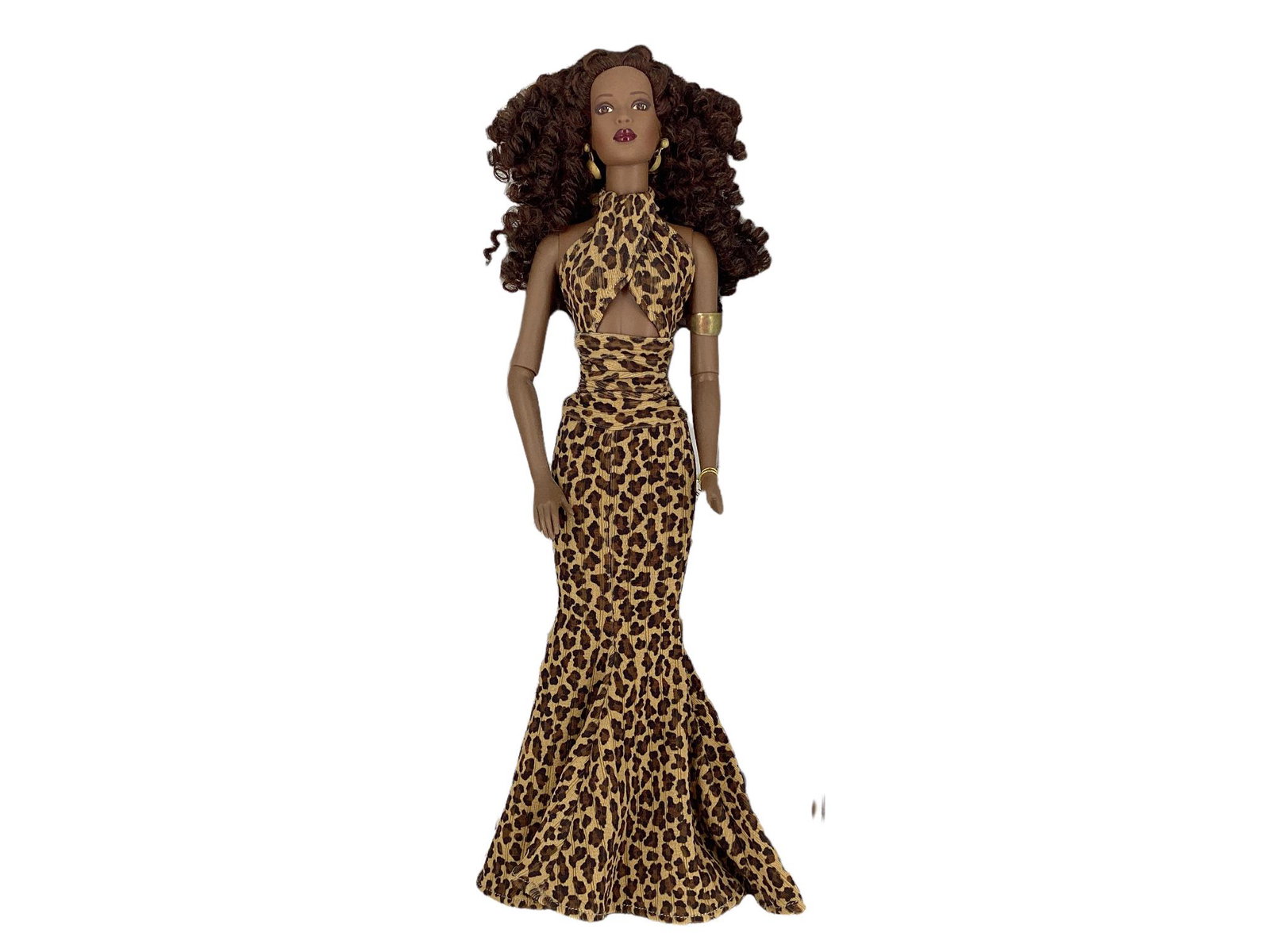 Robert Tonner Tyler Wentworth 16" black hair Esme doll wearing leopard print jersey halter gown with: Robert Tonner Tyler Wentworth 16" black hair Esme doll wearing leopard print jersey halter gown with bare midriff, shirred waist band, skirt flairs out at bottom, black/leopard satin high heel shoes,