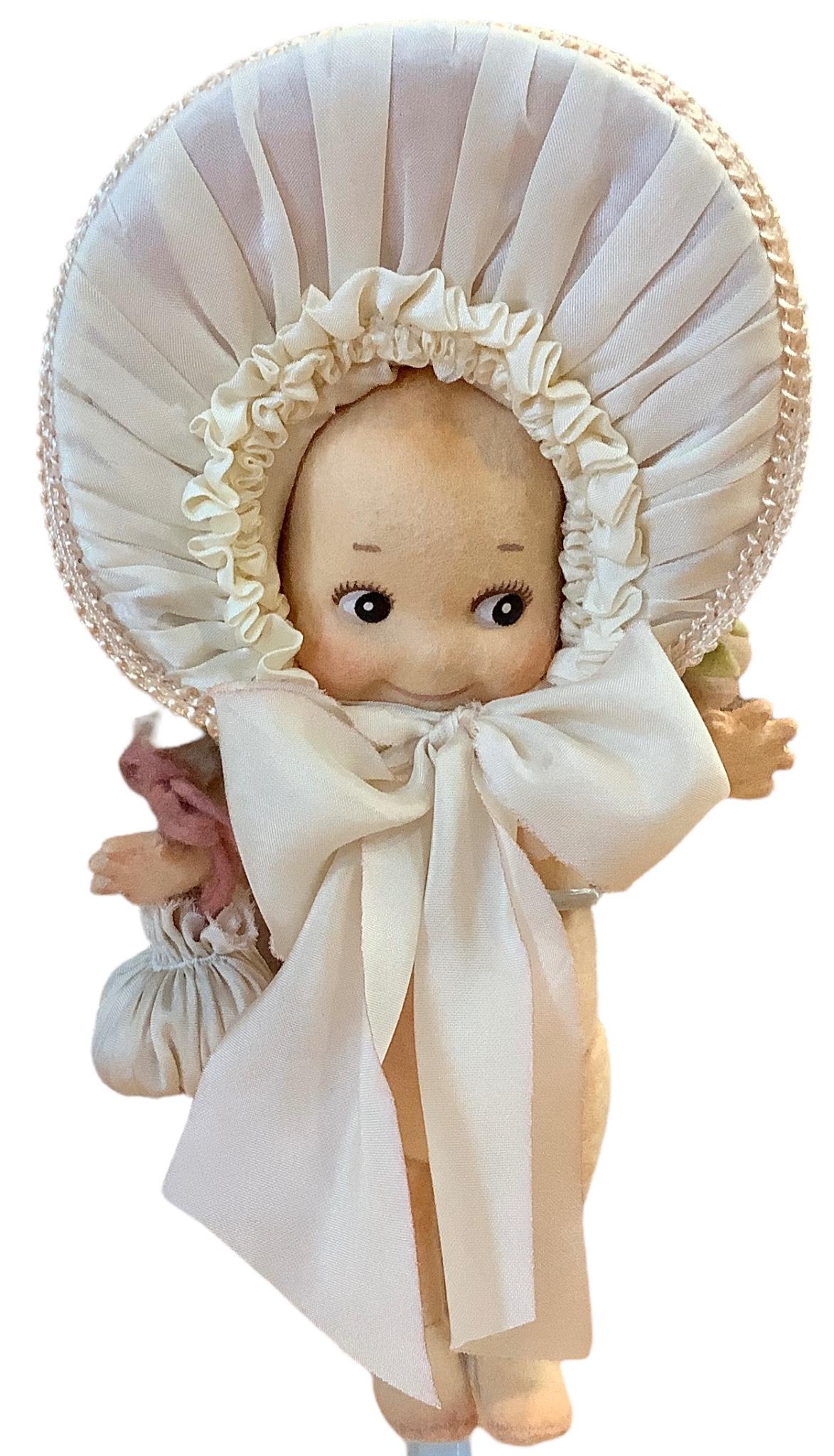 R.John Wright Kewpie bonnet pink # 138/250 w/ original box (1 of 2)